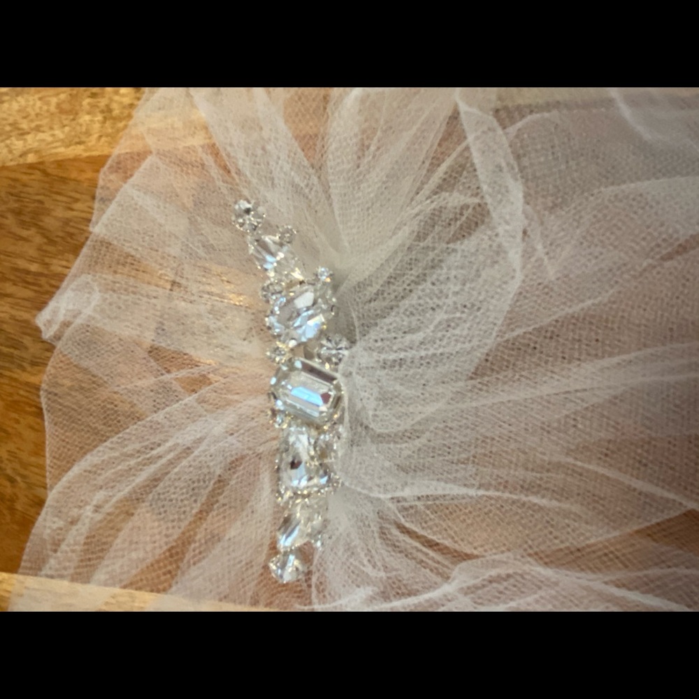 Diamond wedding blusher